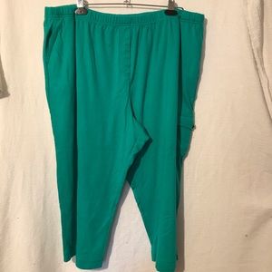 Links Capri pants green